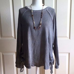 Knox Rose taupe/gray sweatshirt